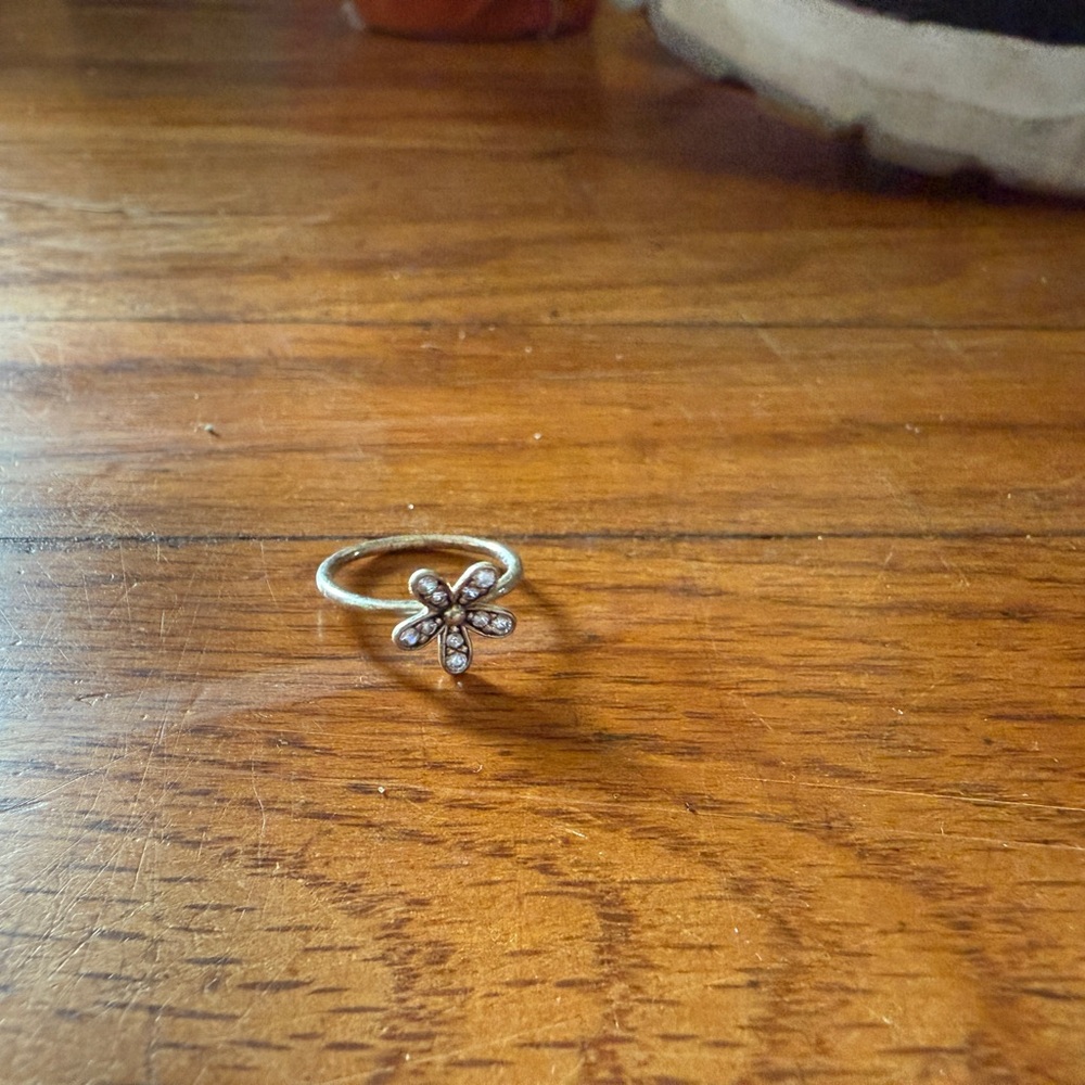 Silver Flower Ring